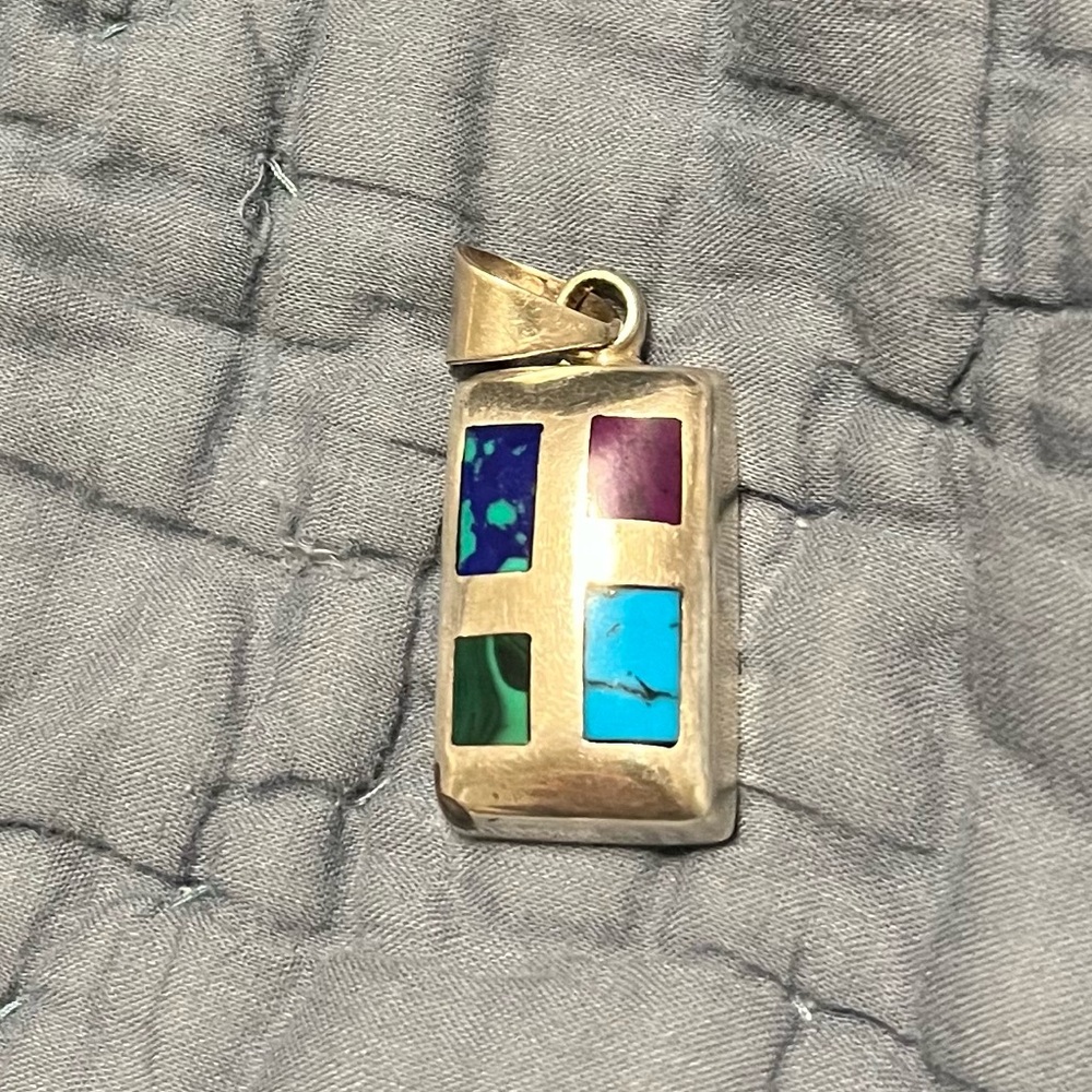 Vintage 925 Sterling Silver pendant